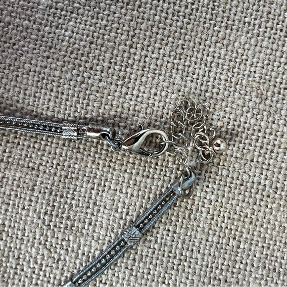 Silver tone dainty bead collar choker necklace thin metallic layering stack - Picture 4 of 6